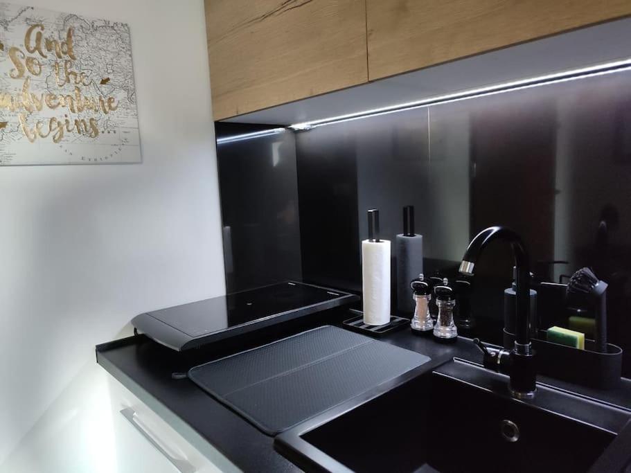 Basista Design Apartment *